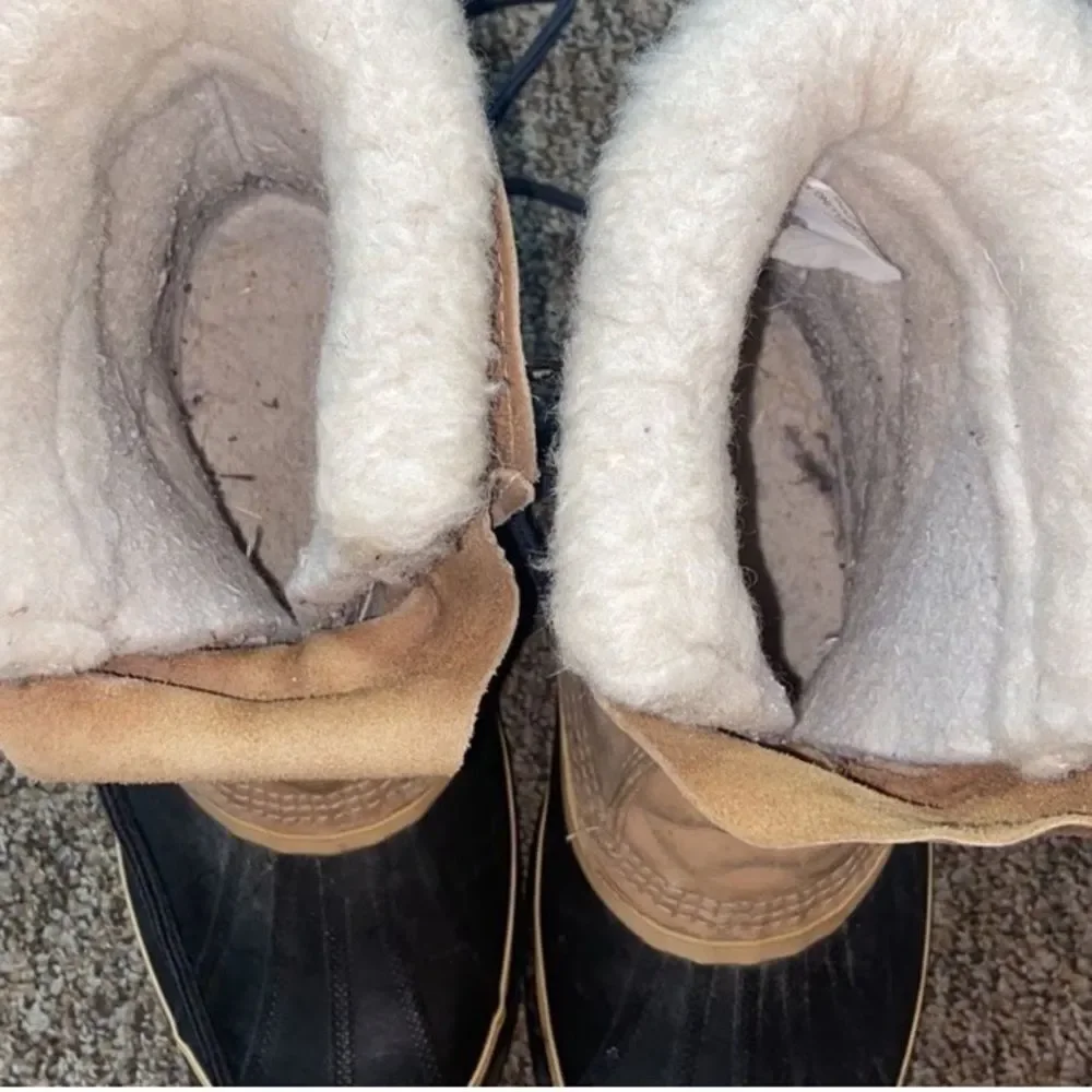 Sorel Beige and Black Winter Boots Women’s Size 10